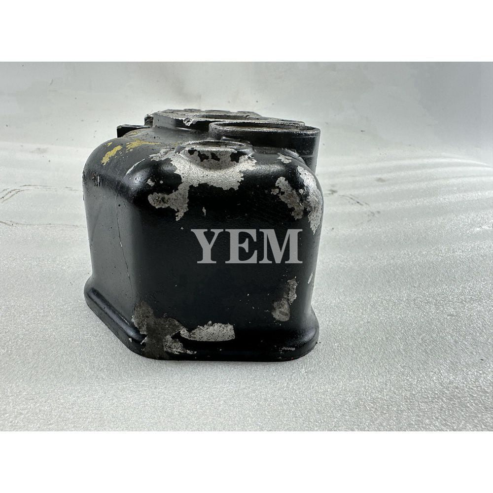 Used 3D82 Valve Chamber Cover For Komatsu 3D82 Engine For Komatsu