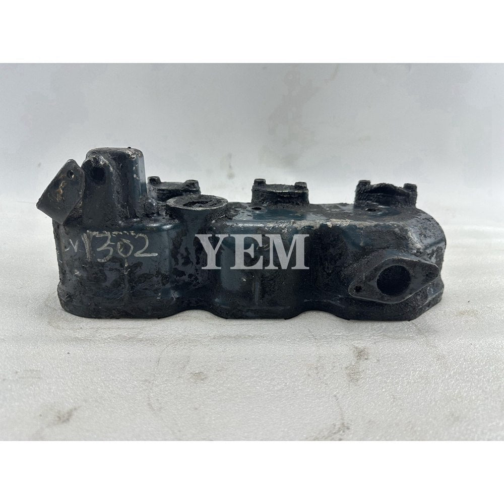 Used D1302 Valve Chamber Cover For Kubota D1302 Engine For Kubota
