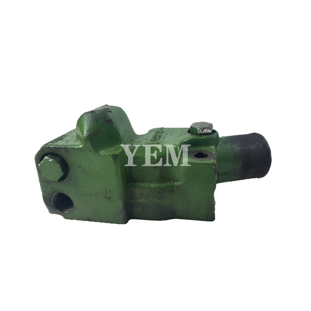 4045D 4045T 4045TF151 Cover,Thermostat R501556 For John Deere Tractor Engine For John Deere