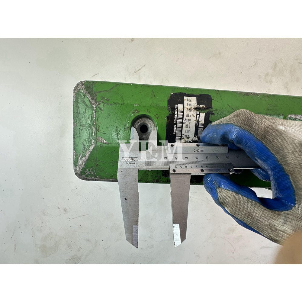 4045D 4045T 4045TF151 Valve Chamber Cover RE70401 For John Deere Tractor Engine For John Deere