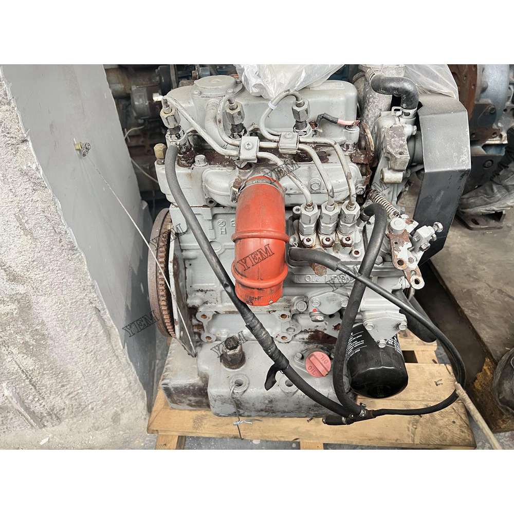 Used D722 Engine For Kubota Engine Assembly 2400rpm 9.6kw For Kubota