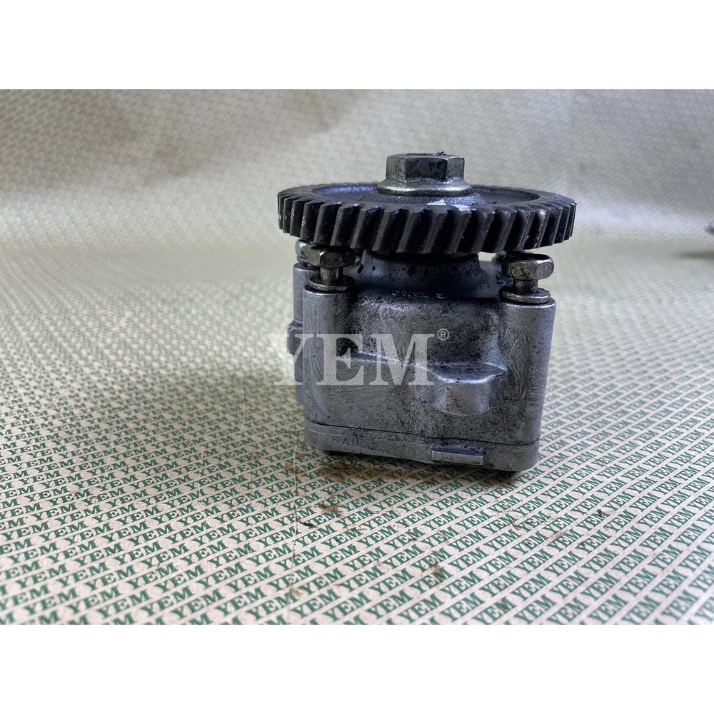 SECOND HAND 15471-35013 OIL PUMP FOR KUBOTA V2403 DIESEL ENGINE PARTS For Kubota