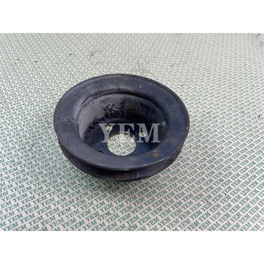 SECOND HAND FAN PULLEY FOR KUBOTA V1100 DIESEL ENGINE PARTS For Kubota