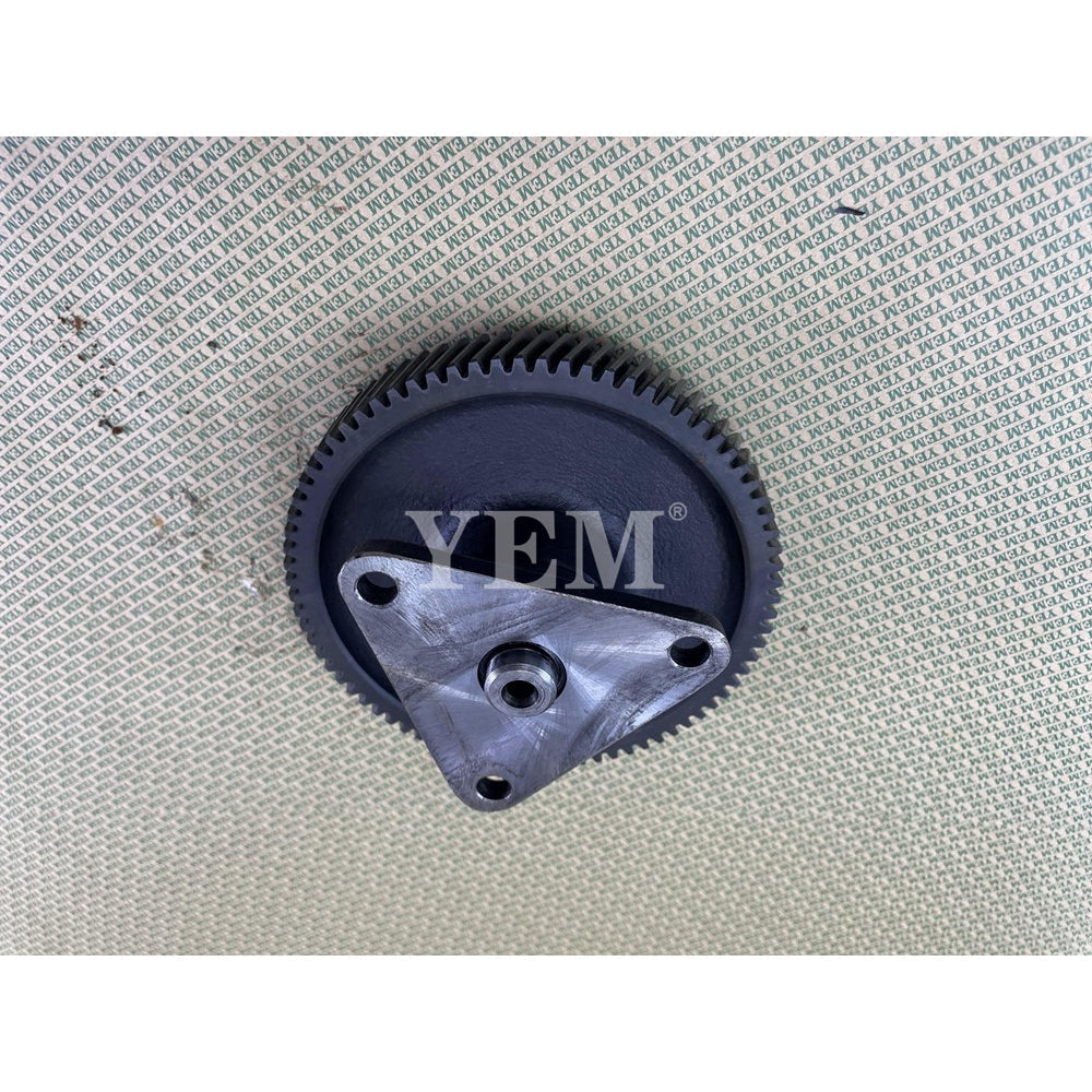 FOR KUBOTA ENGINE V1902 IDLE GEAR (USED) For Kubota