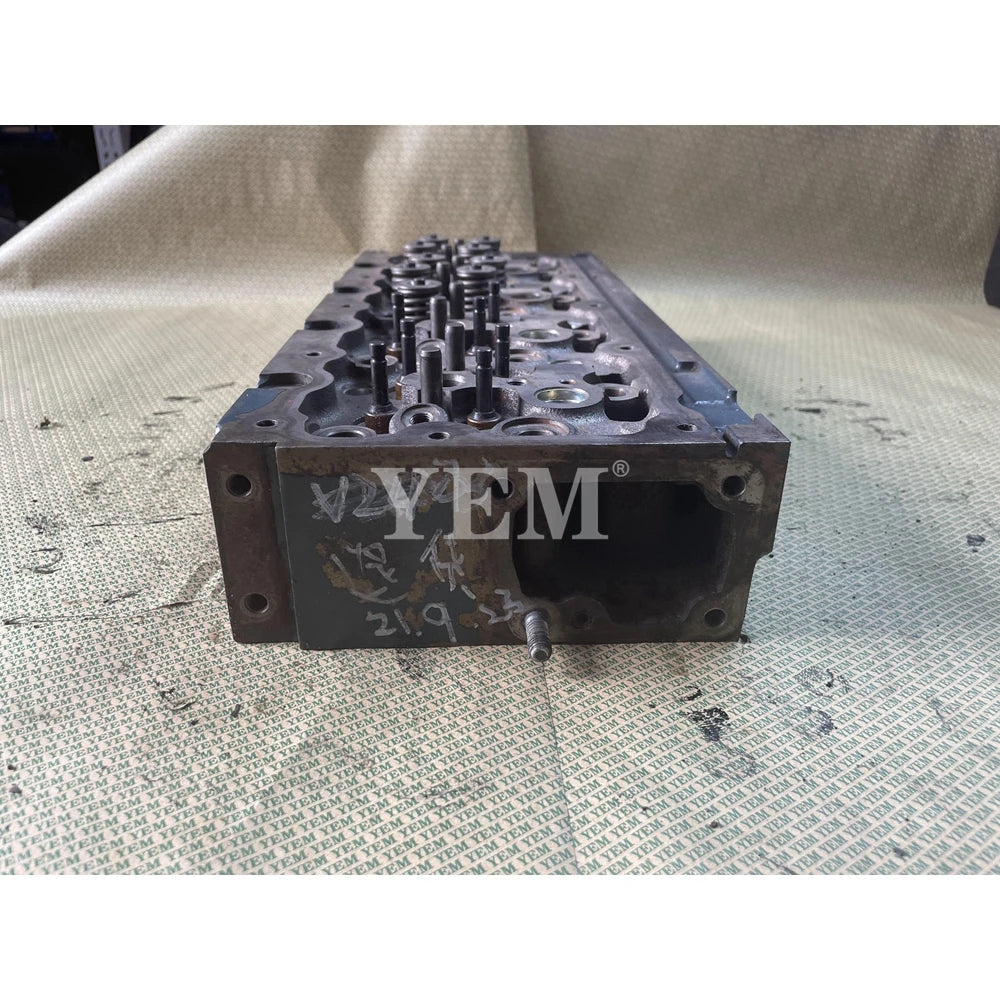 V2403 DI CYLINDER HEAD ASSEMBLY FOR KUBOTA (USED) For Kubota