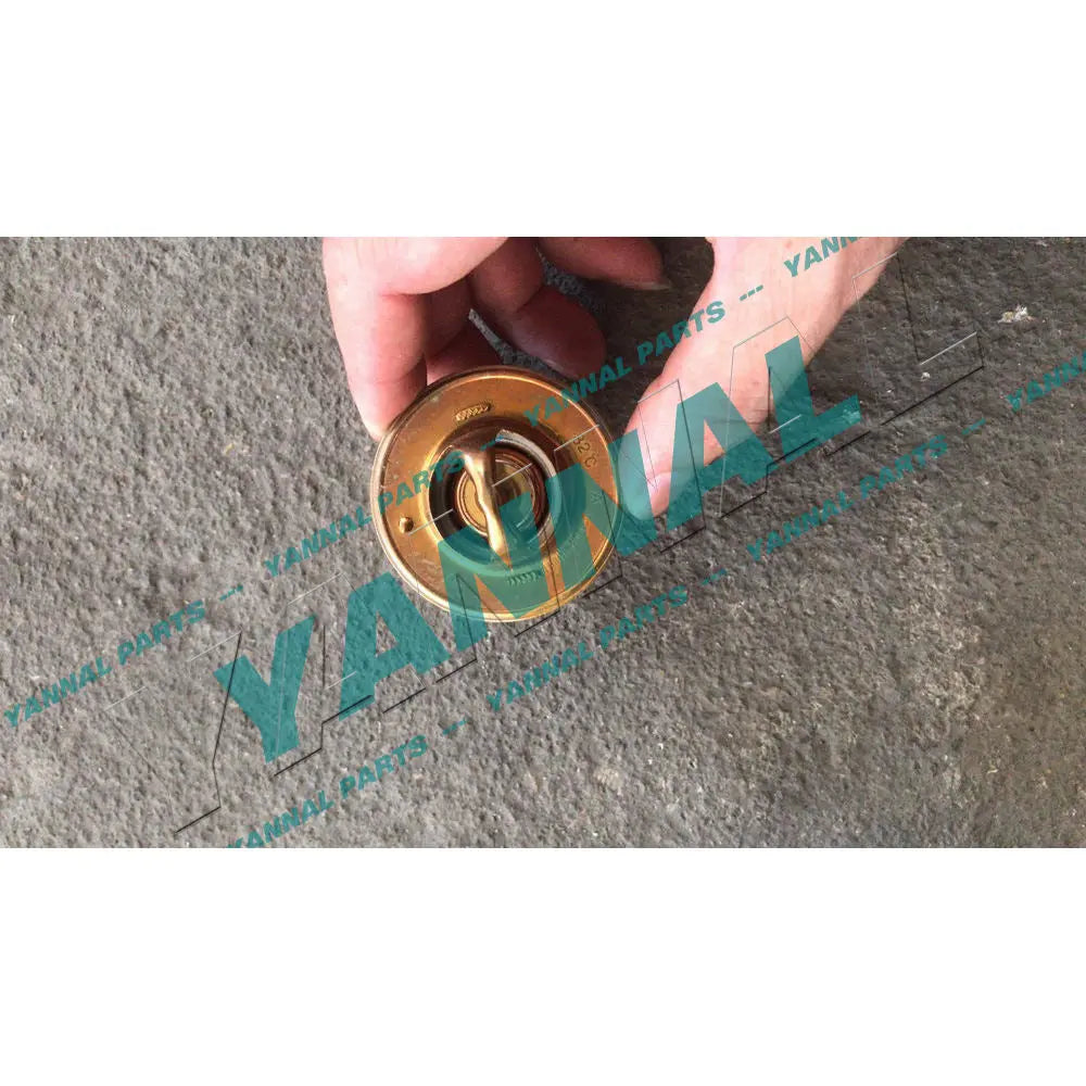 factory direct sale For Isuzu Engine Spares Part C240 Thermostat