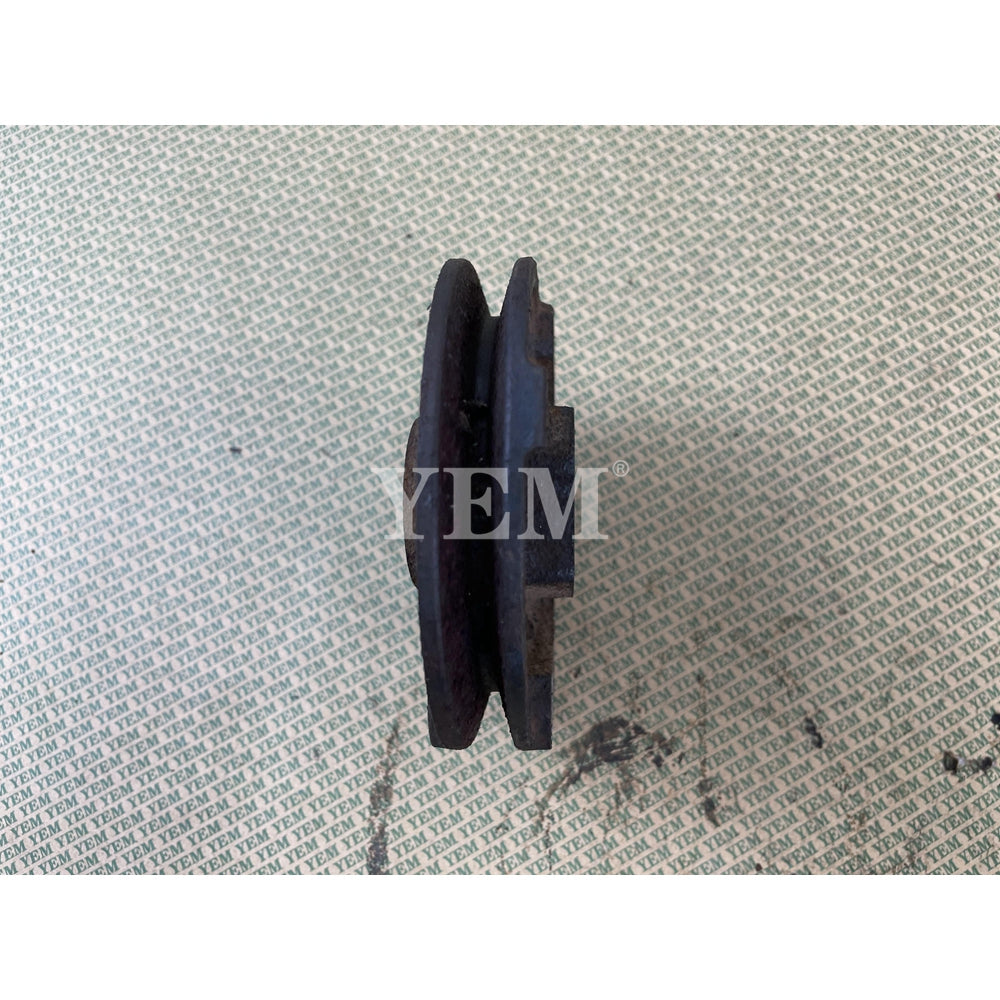 FOR KUBOTA ENGINE D662 CRANK PULLEY (USED) For Kubota