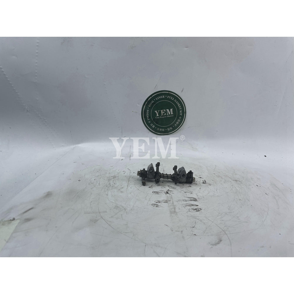 Z482 ROCKER ARM ASSY 15841-14036 FOR KUBOTA (USED) For Kubota