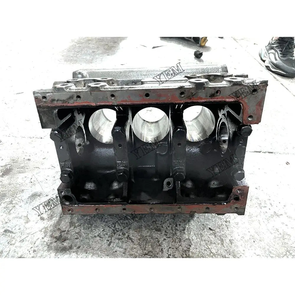 competitive price Cylinder Block For Yanmar 3TNA68 excavator engine part YEMPARTS