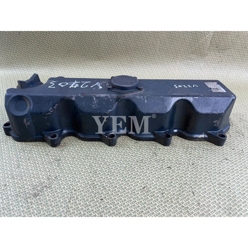 V2203 VALVE COVER NEW STYLE FOR KUBOTA (USED) For Kubota