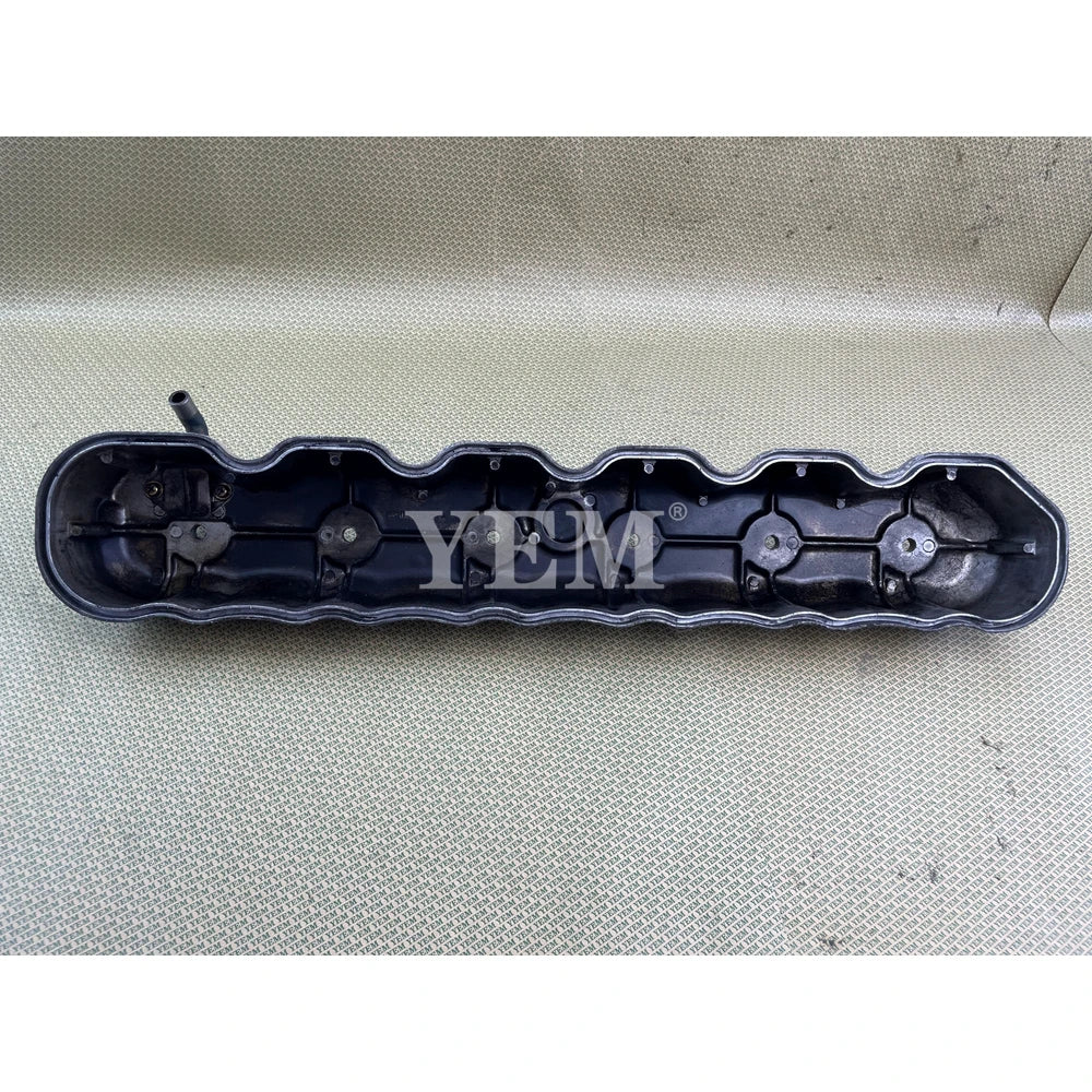 USED VALVE COVER FOR KUBOTA S2800 ENGINE For Kubota
