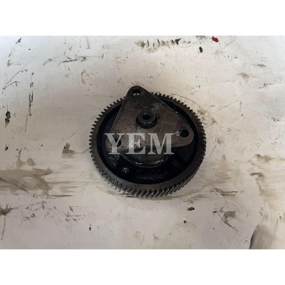 IDLER GEAR ASSY 15601-24010 FOR KUBOTA F2803 DIESEL ENGINE For Kubota