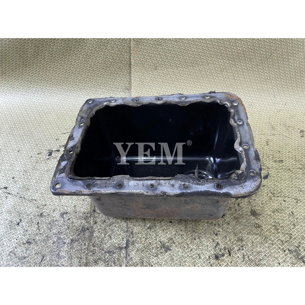 D722 OIL PAN FOR KUBOTA (USED) For Kubota