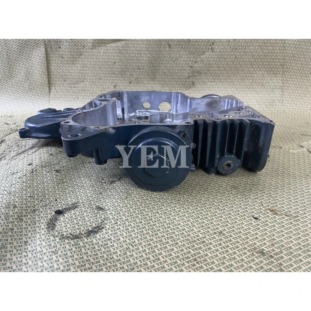 SECOND HAND TIMING COVER FOR KUBOTA D902 DIESEL ENGINE PARTS For Kubota