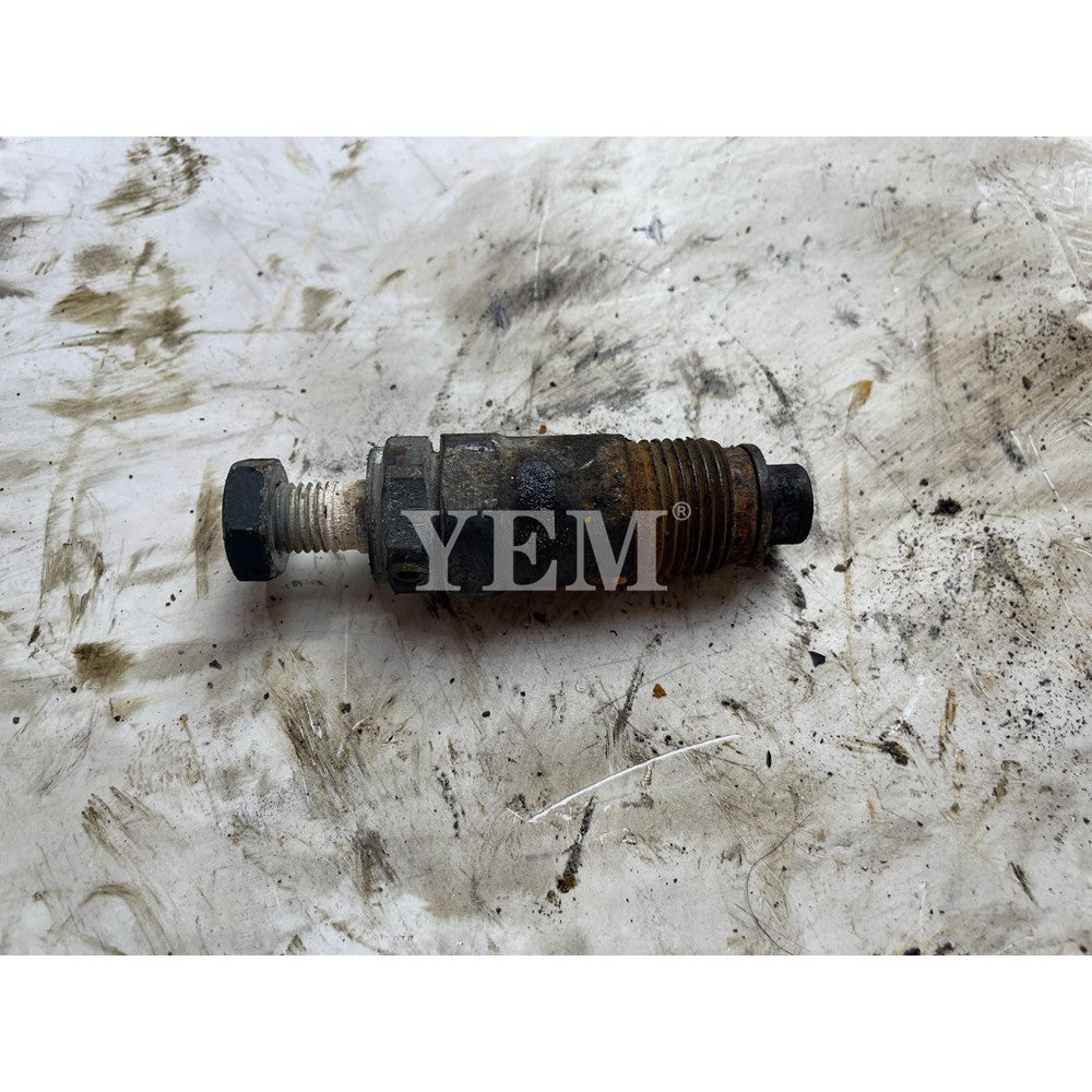 INJECTOR 15261-5302-0 FOR KUBOTA V1100 DIESEL ENGINE For Kubota