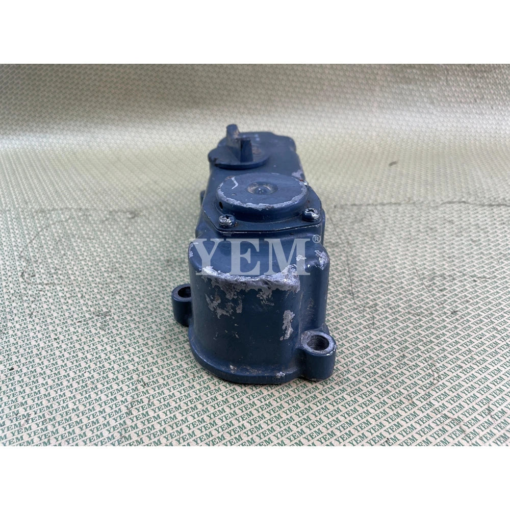 SECOND HAND VALVE COVER FOR KUBOTA D722 DIESEL ENGINE PARTS For Kubota