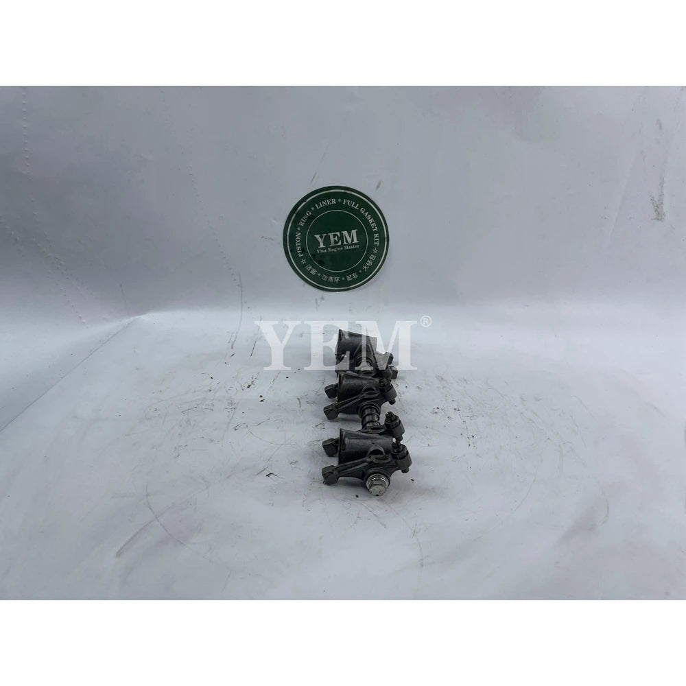USED D1803 D1703 ROCKER ARM ASSY FOR KUBOTA DIESEL ENGINE SPARE PARTS For Kubota