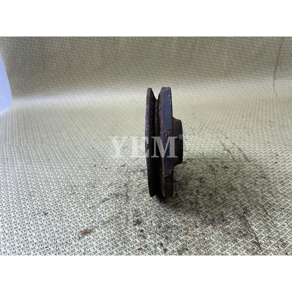 V1305 CRANK PULLEY FOR KUBOTA (USED) For Kubota