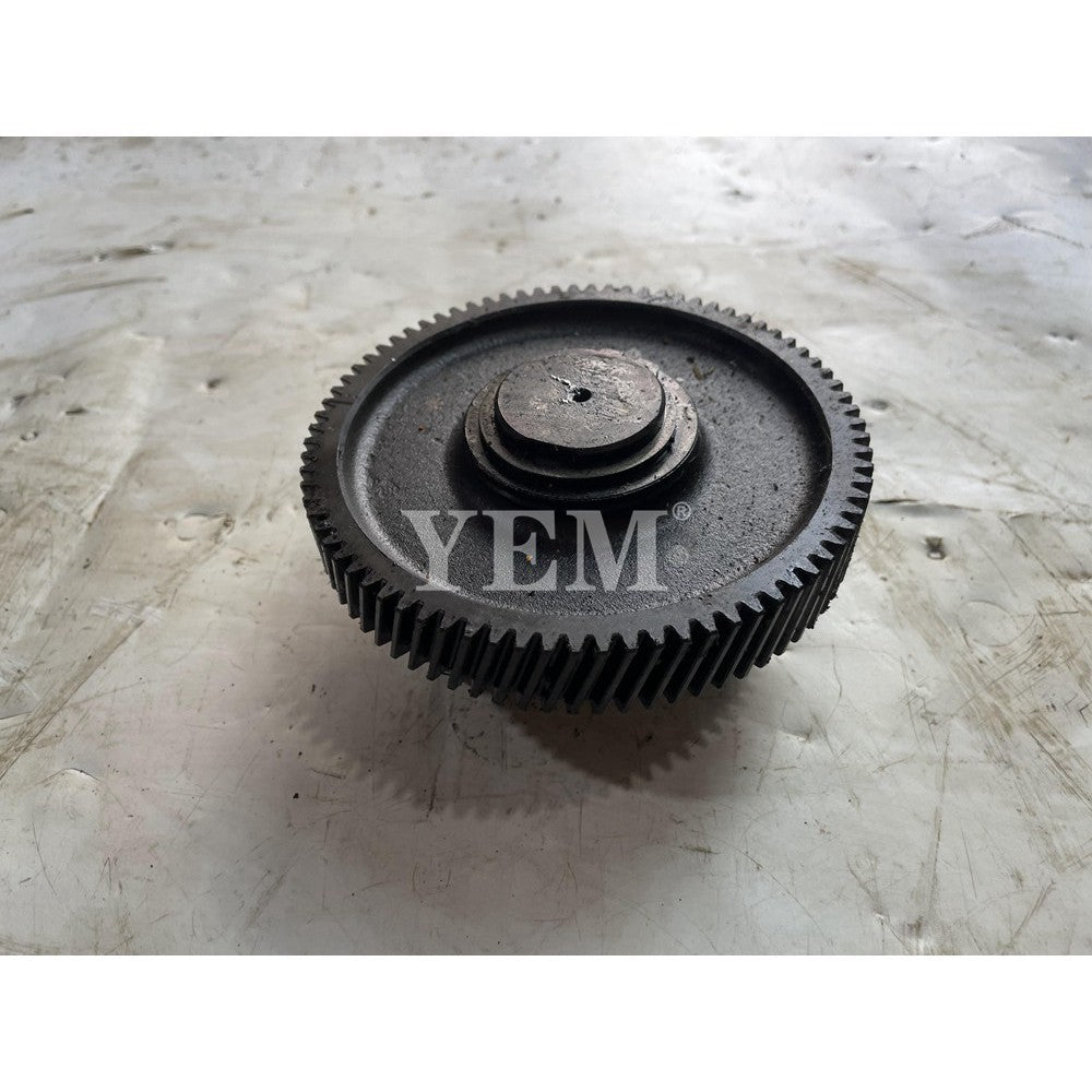 IDLER GEAR ASSY 15221-24010 FOR KUBOTA D1403 DIESEL ENGINE For Kubota