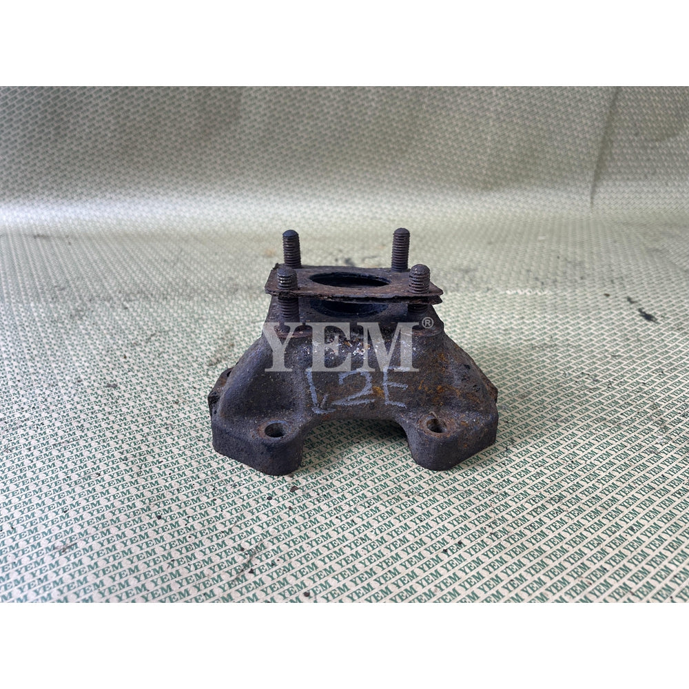 SECOND HAND EXHAUST MANIFOLD FOR MITSUBISHI L2E DIESEL ENGINE PARTS For Mitsubishi