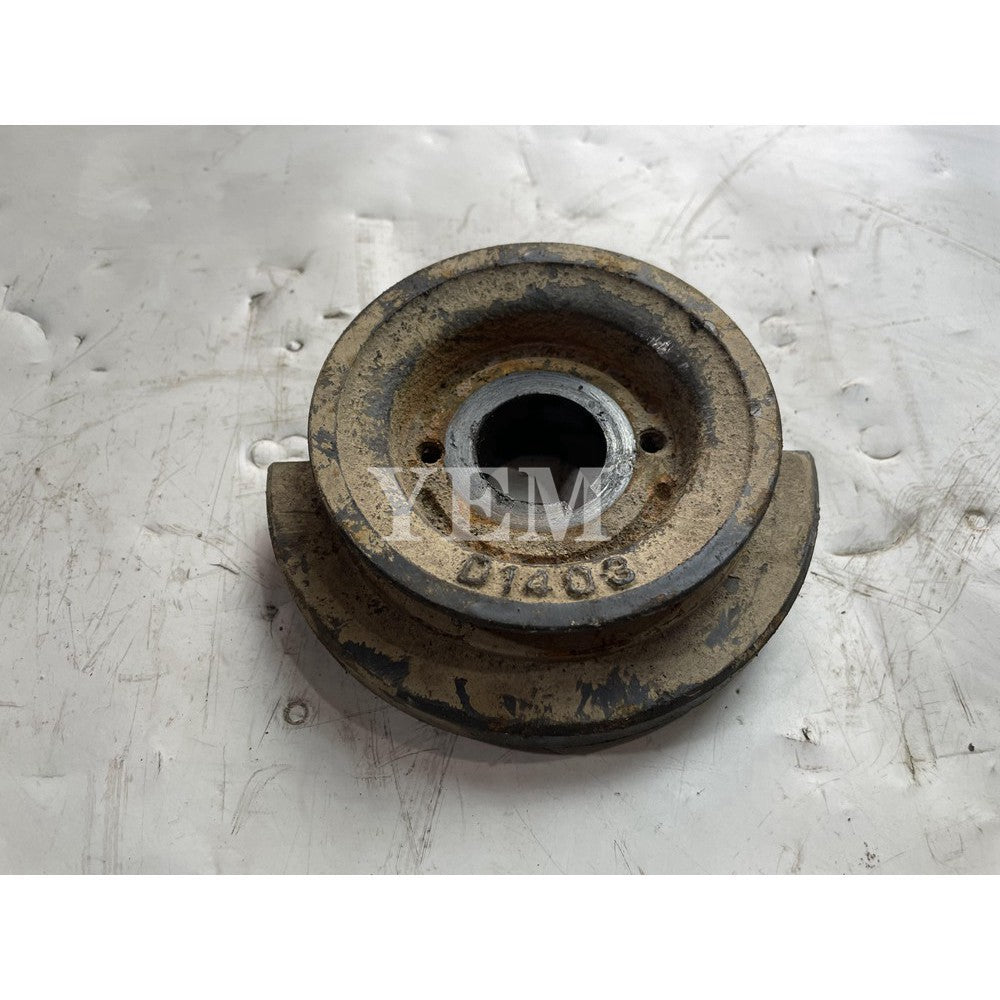 CRANKSHAFT PULLEY 17288-74280 FOR KUBOTA D1403 DIESEL ENGINE For Kubota
