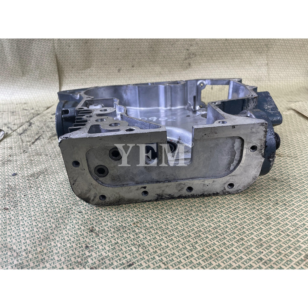 SECOND HAND TIMING COVER FOR KUBOTA D902 DIESEL ENGINE PARTS For Kubota