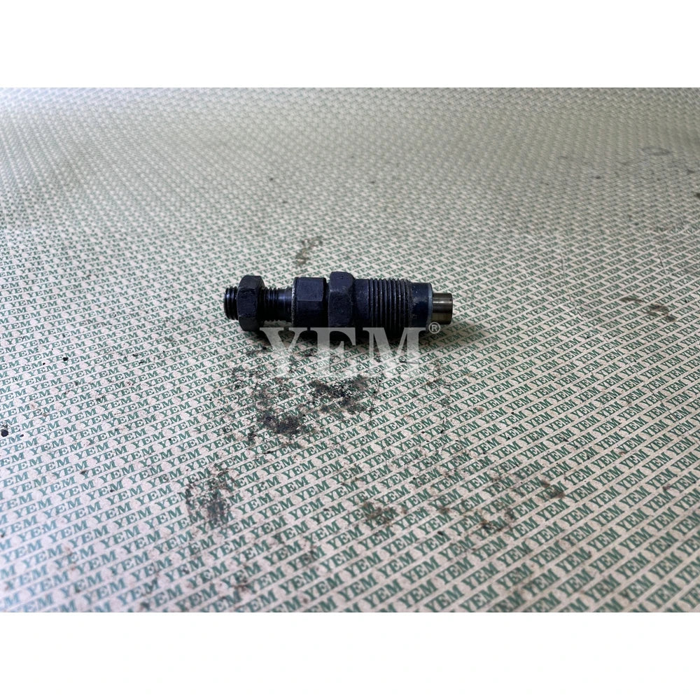 D662 FUEL INJECTOR FOR KUBOTA (USED) For Kubota