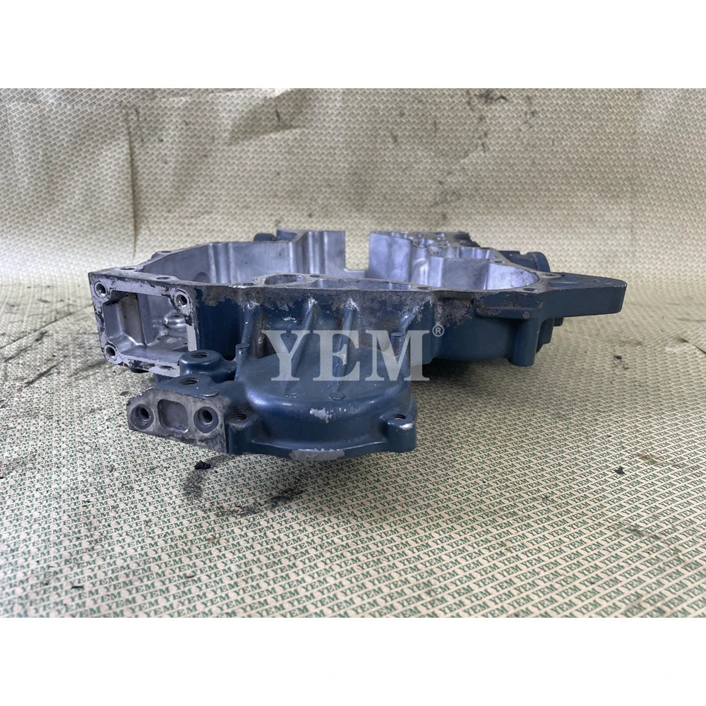 SECOND HAND TIMING COVER FOR KUBOTA D902 DIESEL ENGINE PARTS For Kubota