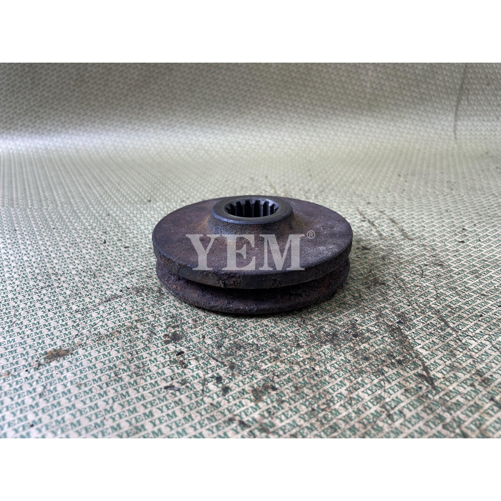 V1305 CRANK PULLEY FOR KUBOTA (USED) For Kubota