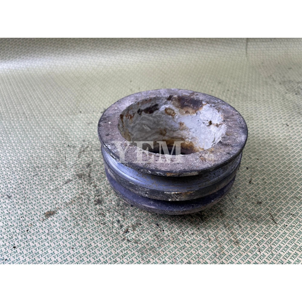 USED 4TNV106 CRANKSHAFT PULLEY FOR YANMAR DIESEL ENGINE SPARE PARTS For Yanmar