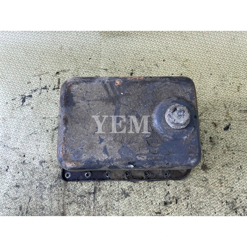 D722 OIL PAN FOR KUBOTA (USED) For Kubota