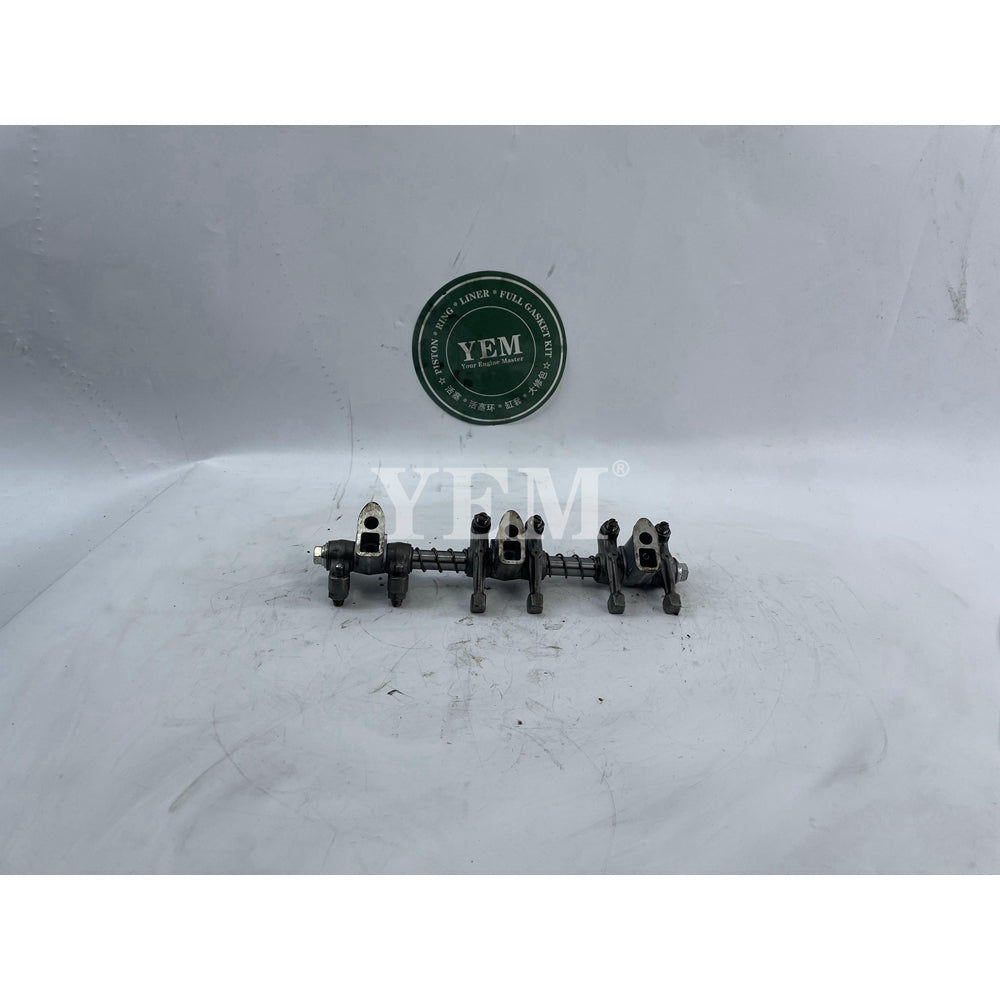 USED D1803 D1703 ROCKER ARM ASSY FOR KUBOTA DIESEL ENGINE SPARE PARTS For Kubota