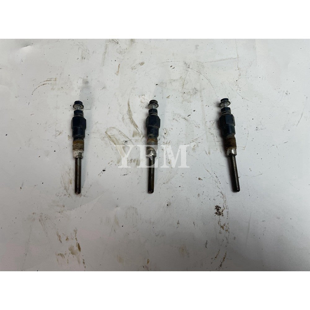 KUBOTA D1803 ENGINES PARTS D1803 GLOW PLUG For Kubota
