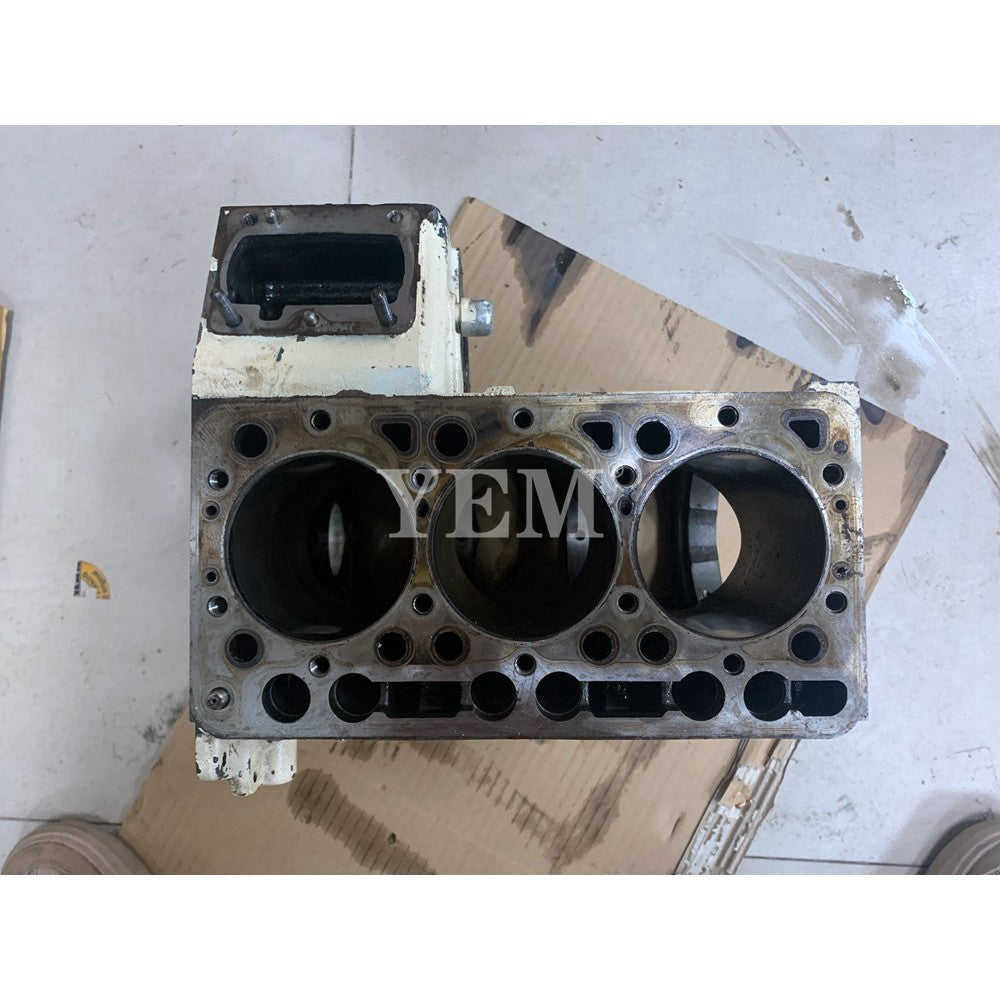 KUBOTA D902 EXCAVATOR ENGINE PARTS D902 CYLINDER BLOCK For Kubota