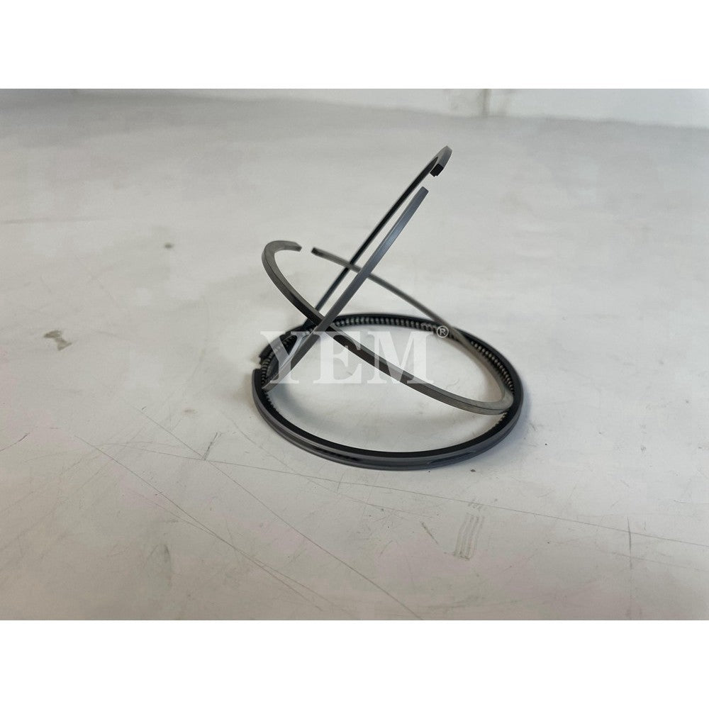 KUBOTA V2003 ENGINES PARTS V2003 PISTON RINGS SET 1A024-21050 For Kubota