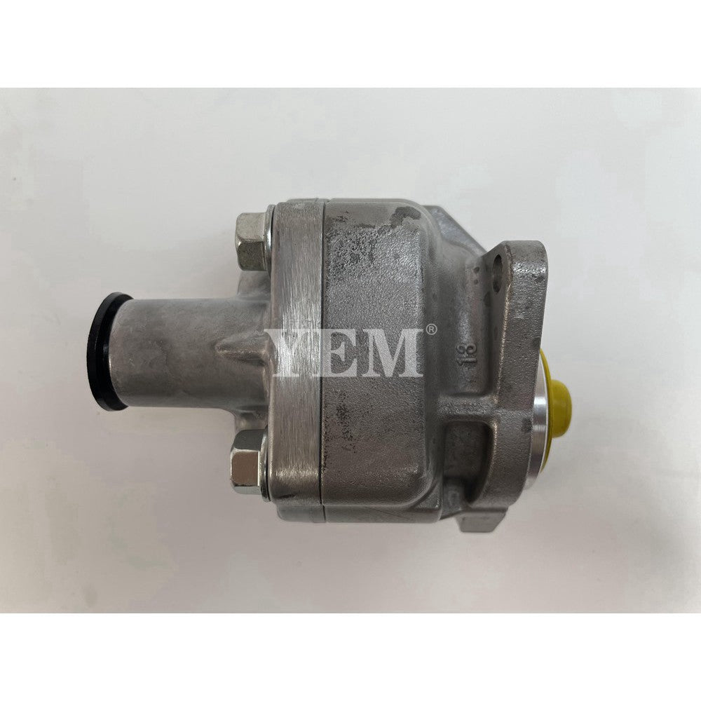 KUBOTA D1005 EXCAVATOR ENGINE PARTS D1005 PUMP 6A100-37100 For Kubota