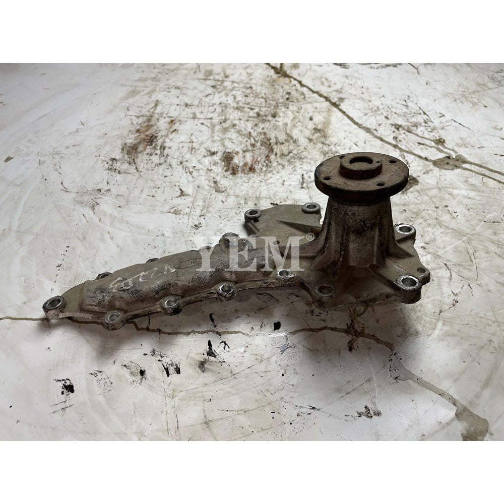 KUBOTA V2203 EXCAVATOR ENGINE PARTS V2203 YEM403 WATER PUMP For Kubota