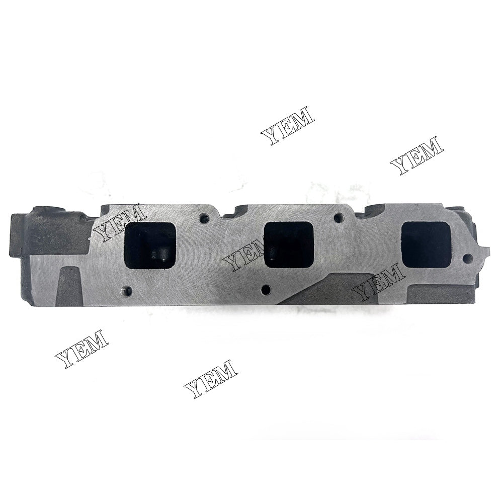 For Kubota Cylinder Head Old Style D1703 Engine Spare Parts YEMPARTS