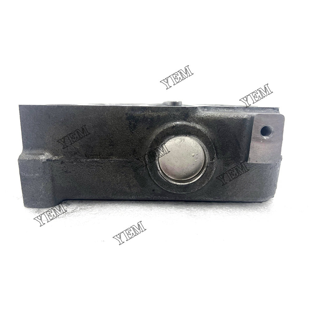 For Kubota Cylinder Head Old Style D1703 Engine Spare Parts YEMPARTS