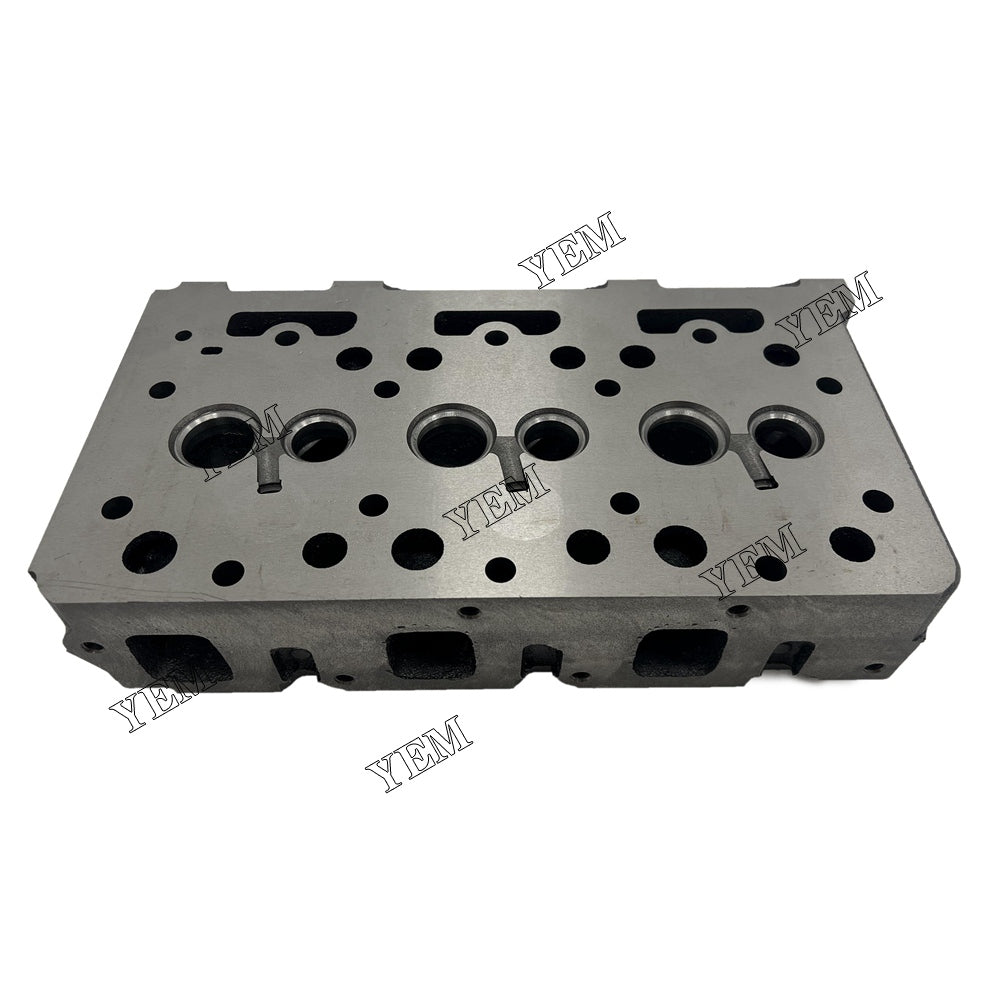 For Kubota Cylinder Head L2000 Engine Spare Parts YEMPARTS
