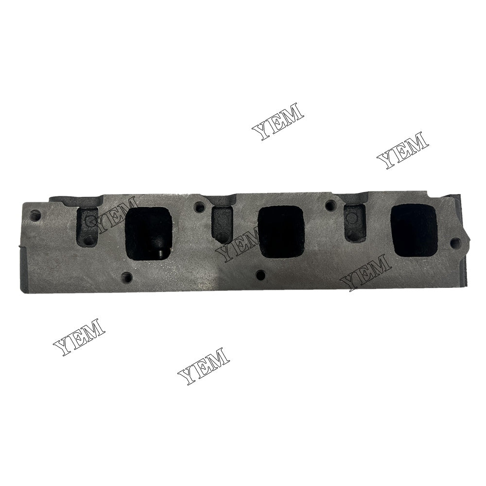 For Kubota Cylinder Head L2000 Engine Spare Parts YEMPARTS