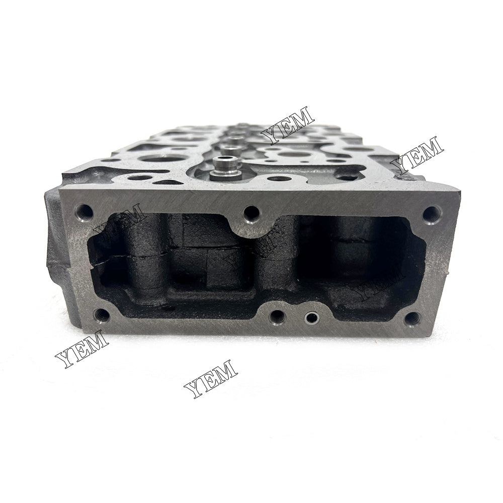For Kubota Cylinder Head L2000 Engine Spare Parts YEMPARTS