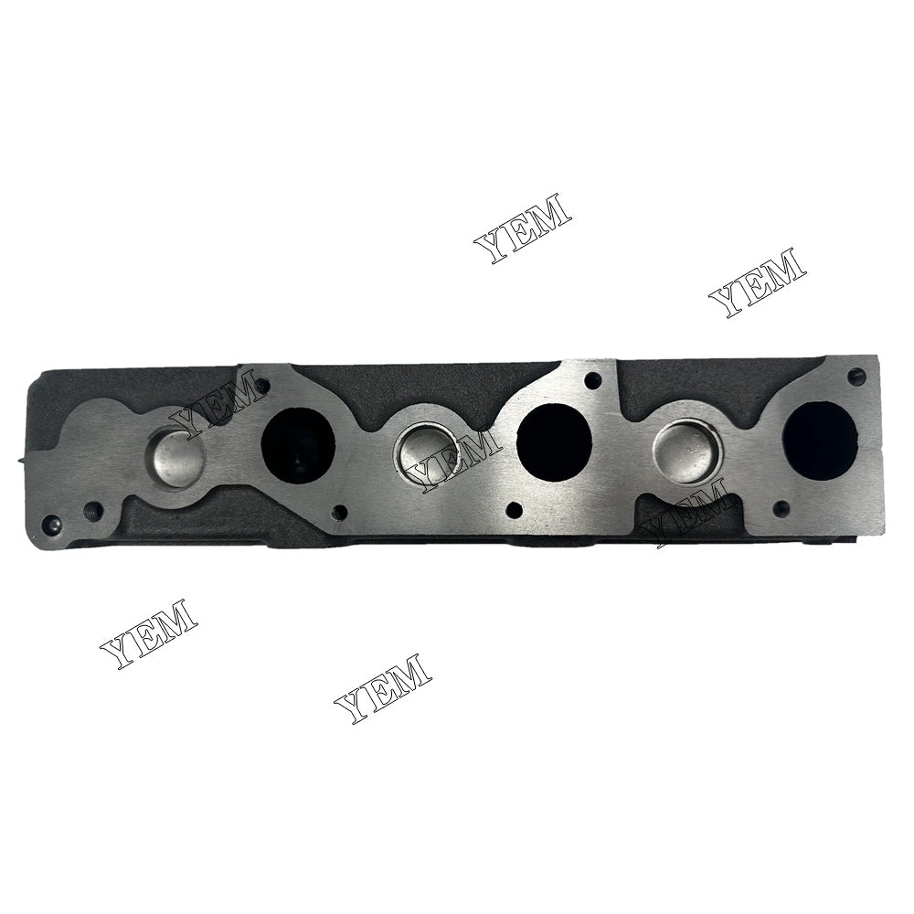 For Kubota Cylinder Head D750 Engine Spare Parts YEMPARTS