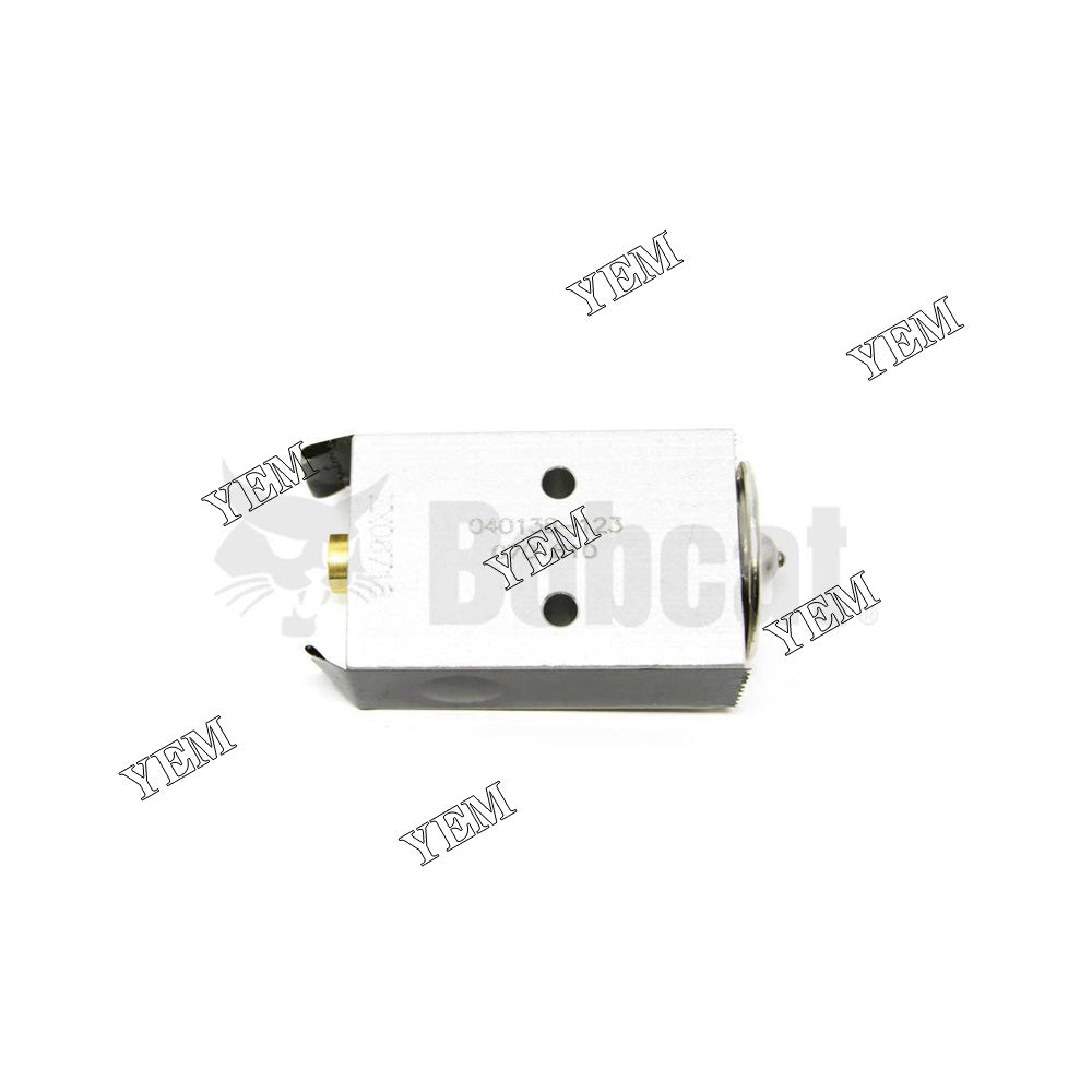 6675534 A/C Valve Block For Bobcat 5600 A770 E35Z E35ZN E42 E50L E55L S160 S185 S250 S450 S550 S550 S570 S590 S630 S650 S750 S770 S850 T590 T650 T770 T870 TL30.60 TL35-70 TL38-70 YEMPARTS