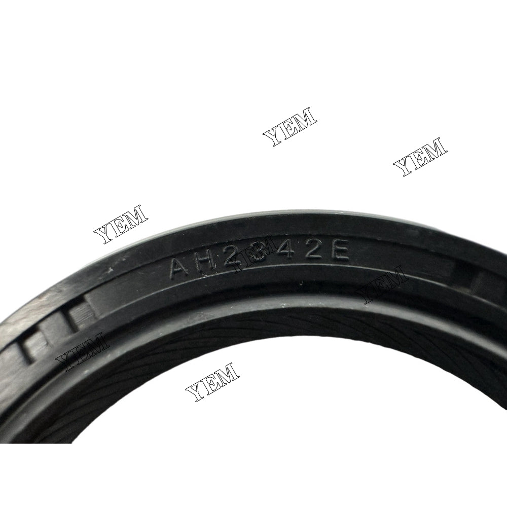 RD28 Crankshaft Front Oil Seal For Nissan RD28 diesel engines For Nissan