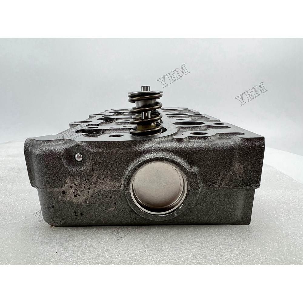 YEM Parts Cylinder Head Assy for Kubota D750 Engine Spare Parts For Kubota