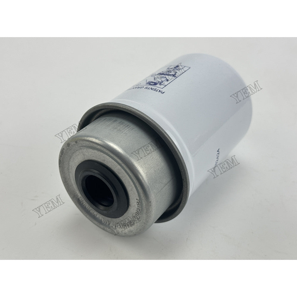 YEM Parts Fuel Filter Element RE62424 for John Deere Engine Spare Parts For John Deere