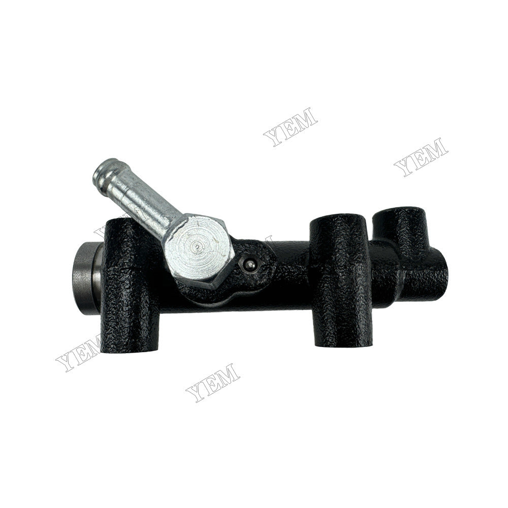 YEM Parts Clutch Master Cylinder for Isuzu 6HK1 Engine Spare Parts For Isuzu