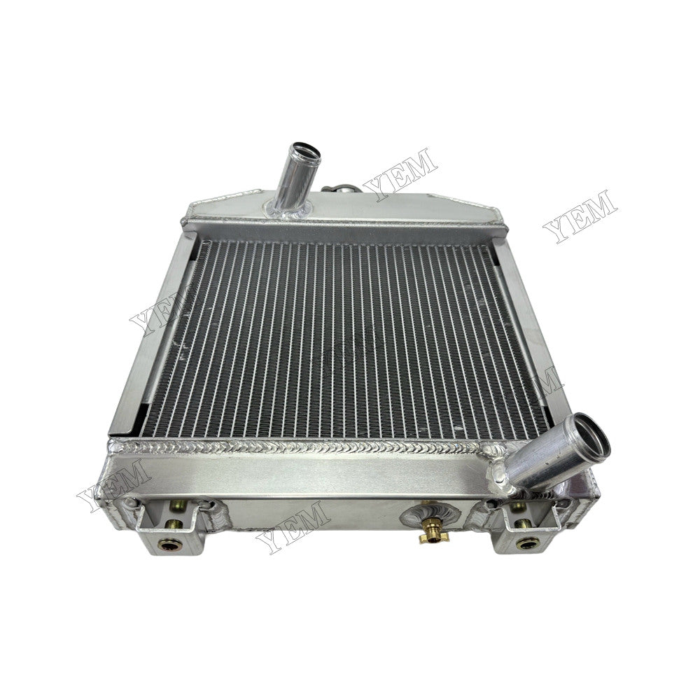 YEM Parts B6100 B7100 Water Tank Radiator 15553-72060 for Kubota Mechanical Spare Parts