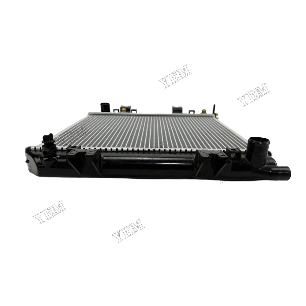 YEM Parts H20 Water Tank Radiator for Nissan Mechanical Spare Parts For Nissan